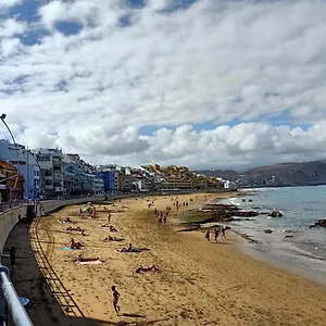 estudio-wg-las-canteras-con-bonitas-vistas-al-mar.in-canary-islands.com/