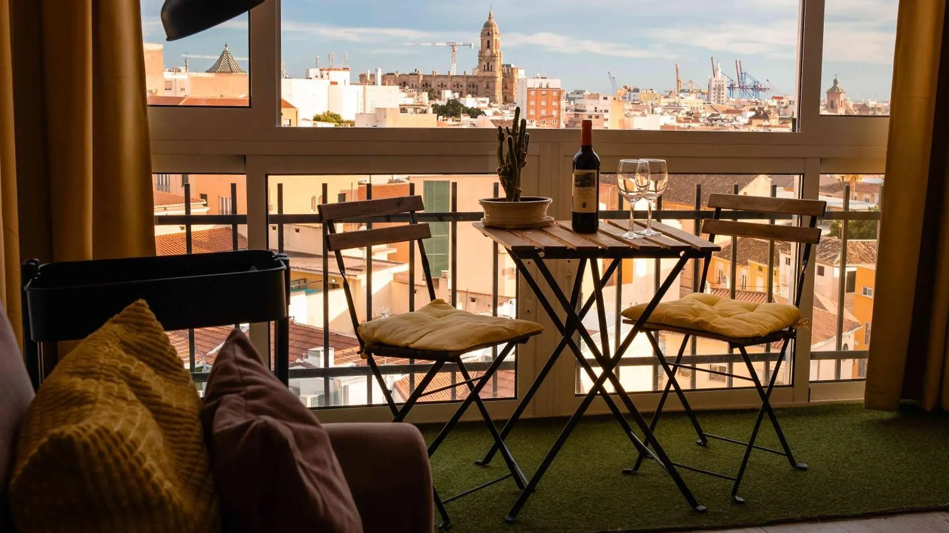 Atico Deluxe En El Centro By Lets Malaga Apartment 0*,