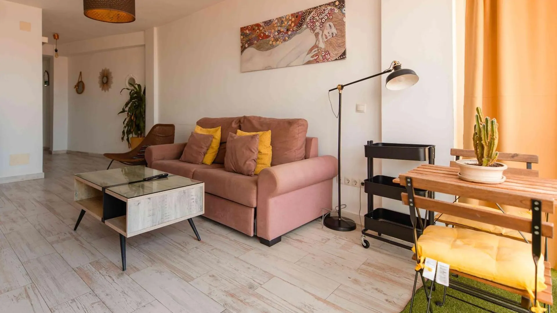 Atico Deluxe En El Centro By Lets Malaga Apartment