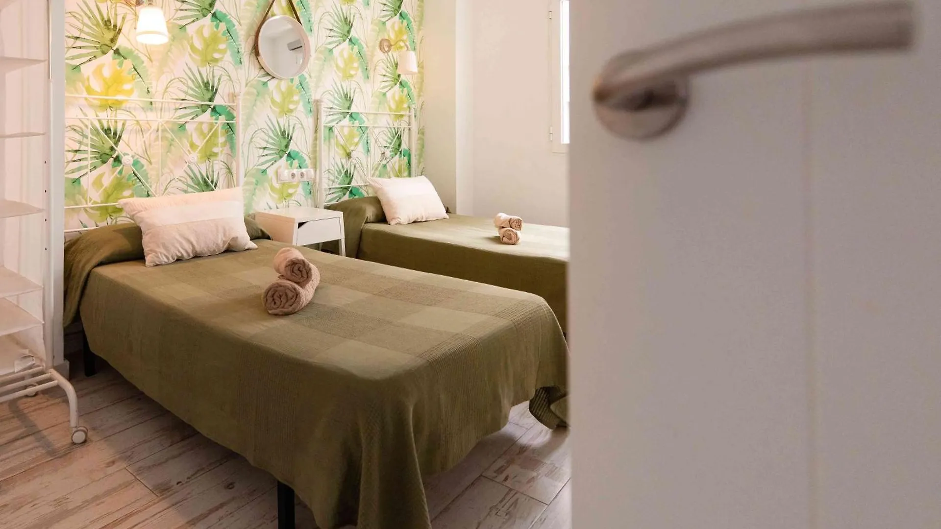 Atico Deluxe En El Centro By Lets Malaga Apartment